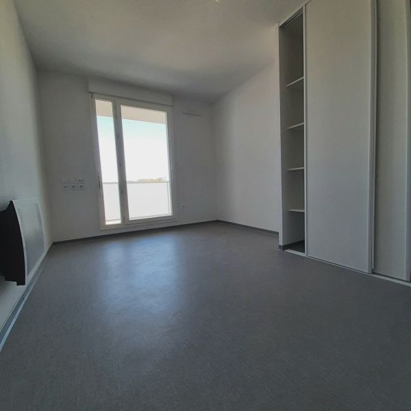Location Appartement 1 pièce 18m² NIMES 30000 - Photo 1