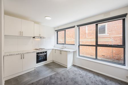 2/249 Burnley Street, Richmond VIC 3121 - Photo 4