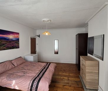 Room in a Shared House, Lordship Lane, N22 - Photo 4