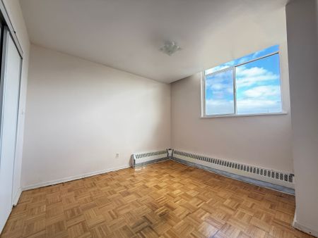 For Lease - 500 Dawes Road Unit# 419, Toronto, Ontario - Photo 2