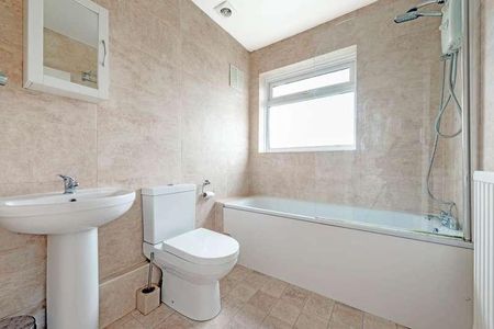 Aragon Road, Morden, SM4 - Photo 3