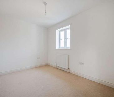 St Andrews Court, South Newton, SP2 - Photo 2