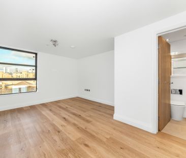 Meridian Point, Greenwich, SE8, London - Photo 2