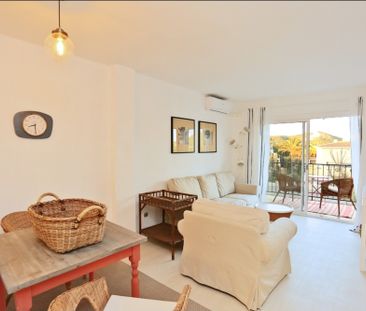 Modern apartment in a complex near the city center in Santa Ponsa - Photo 1