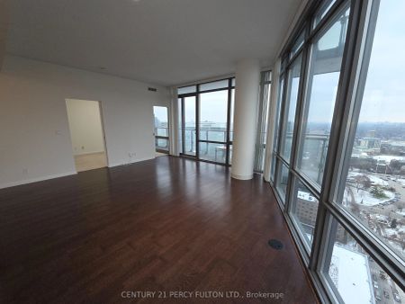 832 Bay Street #3303 - Photo 2