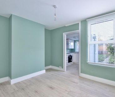 2 bedroom house to rent - Photo 1