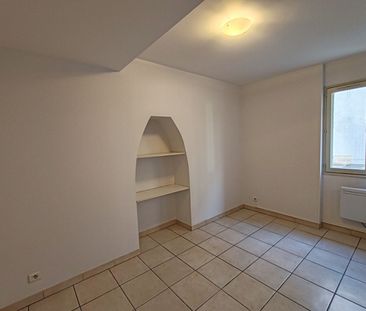 Location Appartement 2 pièces 28m² - Photo 4