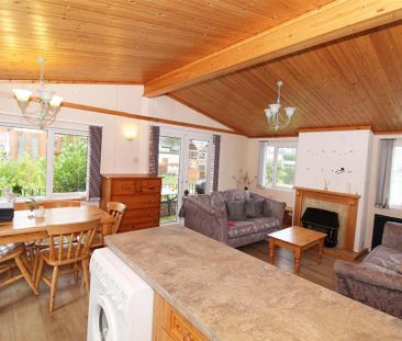 3 bedroom bungalow to rent - Photo 2