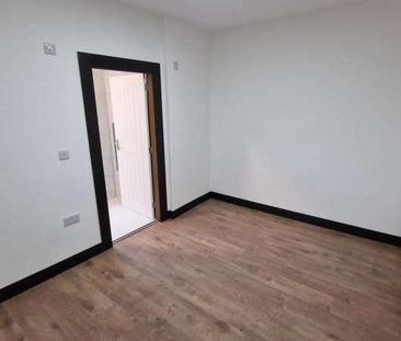 Worsley Terrace, Wigan, WN1 - Photo 4