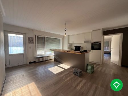 Gelijkvloerse woning met 3 slaapkamers, dubbele garage en tuin - Photo 4