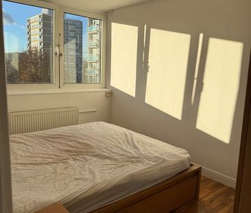 3 Bed Maisonette, Giraud Street, E14 - Photo 3