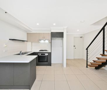 Modern Apartment With Secure Parking - Photo 1