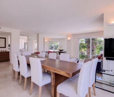 3 bedroom luxury Villa for rent in Marbella, Andalusia - Photo 4