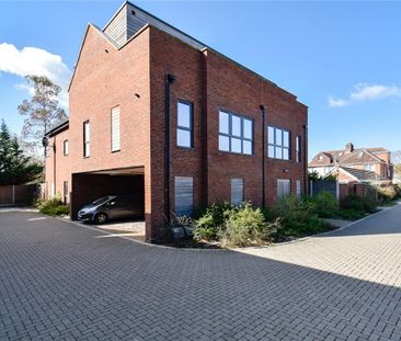 Beautifully presented 1 bedroom apartment at this bespoke developme... - Photo 1