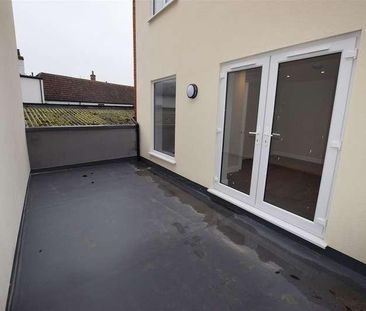 Lode Court, Old Station Road, CB8 - Photo 5