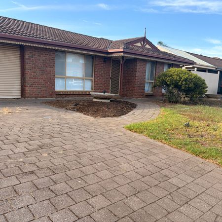 Charming 3-Bedroom Rental in Seaford Rise - Photo 4
