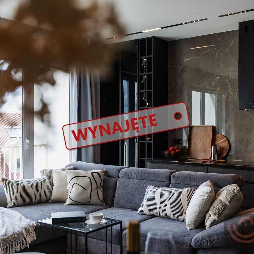 NA WYNAJEM - gotowe do wprowadzenia, 3 pokojowy apartament z 2 balkonami + garaż - ul. Strzelecka - Photo 1