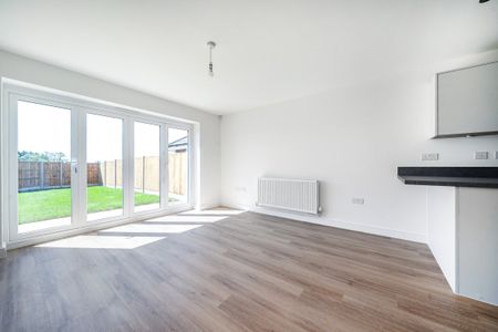 Upton hall crescent - Photo 4