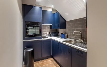 Studio to rent - Photo 2