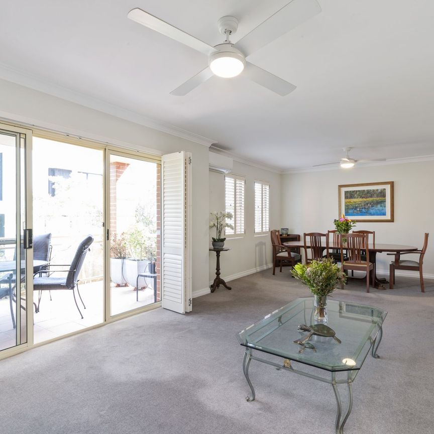 Prestige Apartment with House Like Proportions - Photo 1