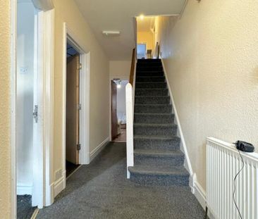 1 bedroom in a house share to rent - Photo 6