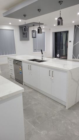 Modern & Secure Family Home for Rent - Photo 2