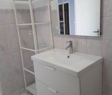 Location Appartement 4 pièces 66m² ROUSIES 59131 - Photo 3