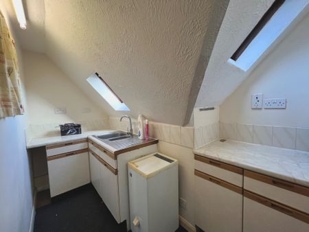 Park Mead, Taunton, Monkton Heathfield - Photo 4