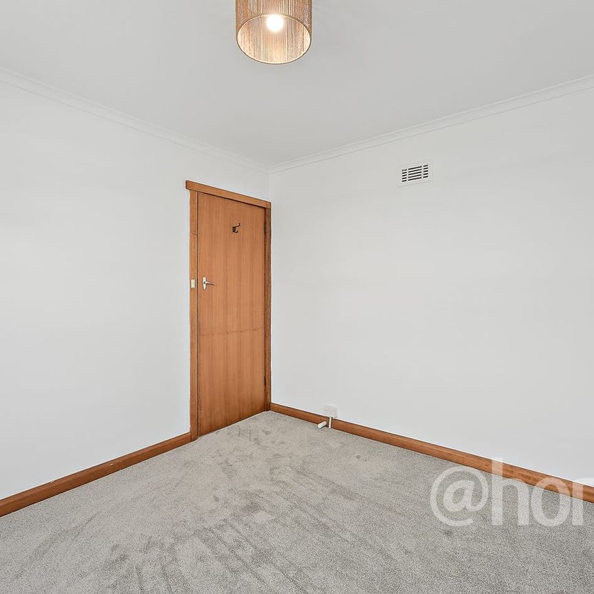 Light and Airy on Lantana - Photo 1