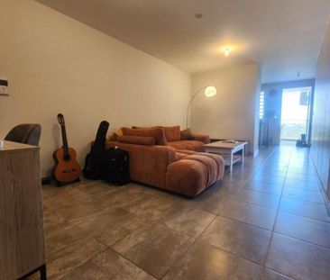 Location Appartement 77.78m² 3 pièces Fort de france - Photo 2