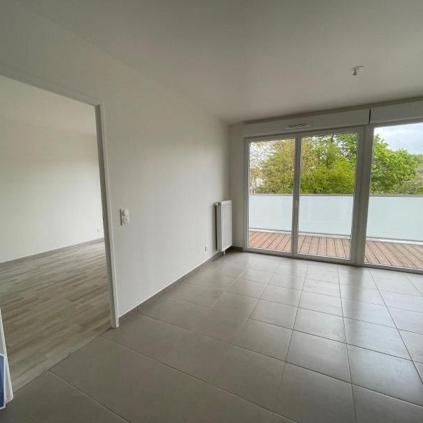 Location Appartement 2 pièces 41m² PETIT COURONNE 76650 - Photo 1