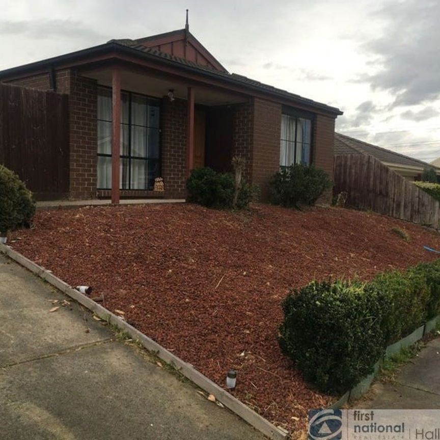 32 Bella Crescent, Hallam - Photo 1