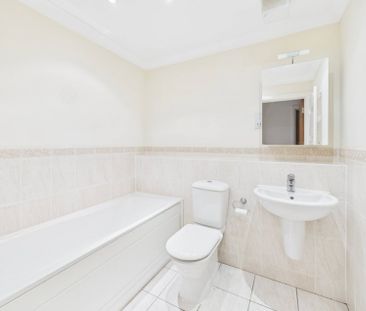 Maxwell Place, Beaconsfield, Buckinghamshire,HP9 - Photo 4