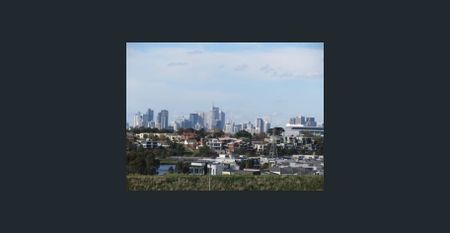 2 Bedroom apartment with city views! - Photo 3