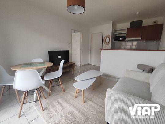 T2 MEUBLE PROCHE PLACE DES CARMES - Photo 1