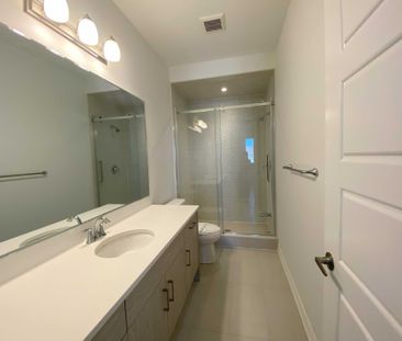 For Lease - 1183 Milland Drive, Oakville, Ontario - Photo 4