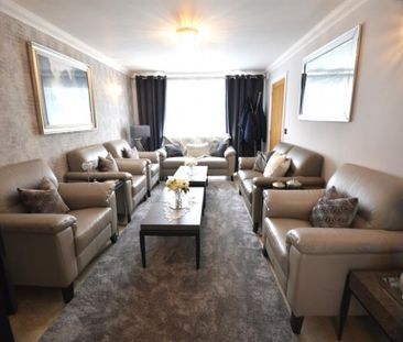 4 Bedroom Detached To Let - Photo 2