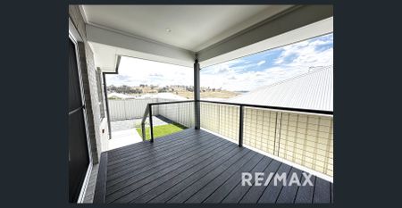 New Build in Lloyd - Photo 4