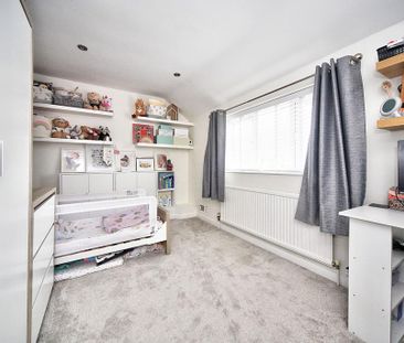 2 bedroom semi-detached house to rent - Photo 6