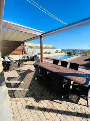 4 room luxury Detached House for rent in Arenales del Sol, Spain - Photo 1