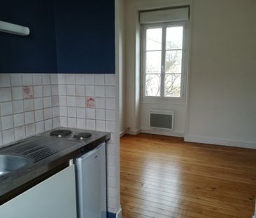 Location Appartement 1 pièce 19m² ANGERS 49100 - Photo 1