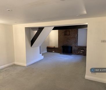 2 bedroom semi-detached house to rent - Photo 2