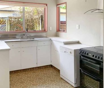Quiet, Convenient & Perfect for Small Families - Photo 1