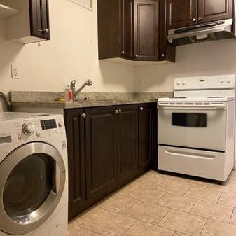 ***One bedroom and Den Basement (utilities/wifi included)*** - Photo 4