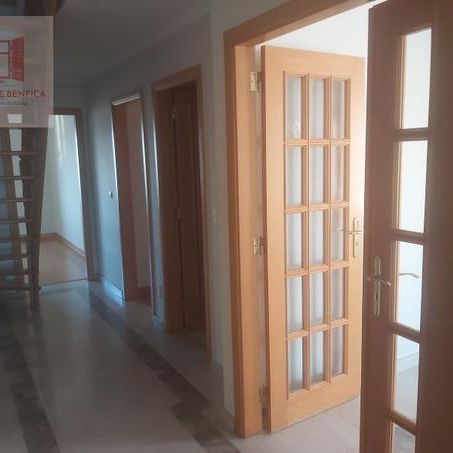 Apartamento T4 em Lisboa - Photo 1