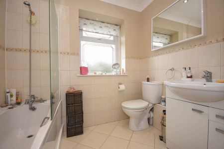 Lewis Close, Shenfield - Photo 4