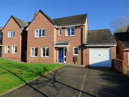 Detached house to rent on - Photo 5