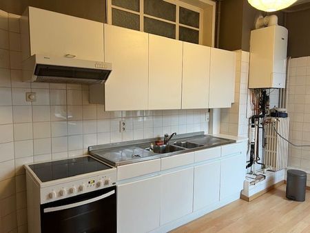 NABIJ SINT PIETERS STATION, APPARTEMENT TYPE 2 SLPKS MET ZICHT OP STADSPARK. - Foto 5