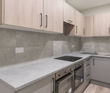 Studio Flat, Billington Road, SE14 - Photo 5