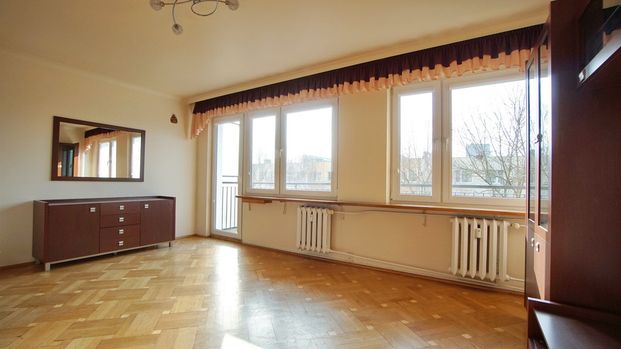 3 pokoje, ul. Radości 9, blok z windą. - Photo 1